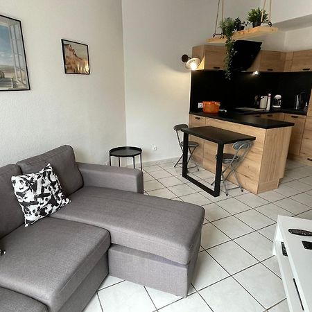 סן סיפריאן Villa 2 Etoiles Proche Plage Et Commerces חדר תמונה
