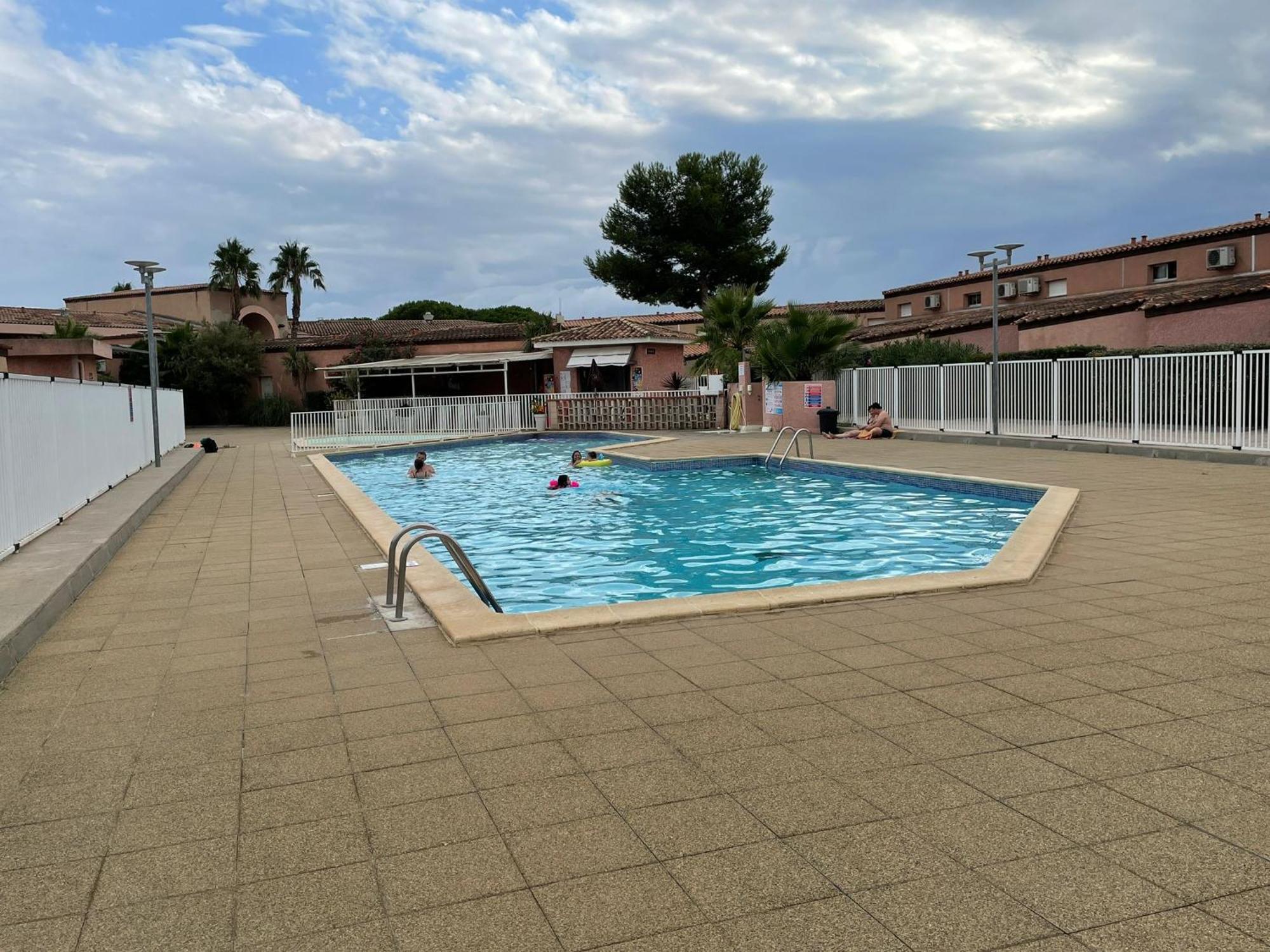 סן סיפריאן Villa 2 Etoiles Proche Plage Et Commerces חדר תמונה